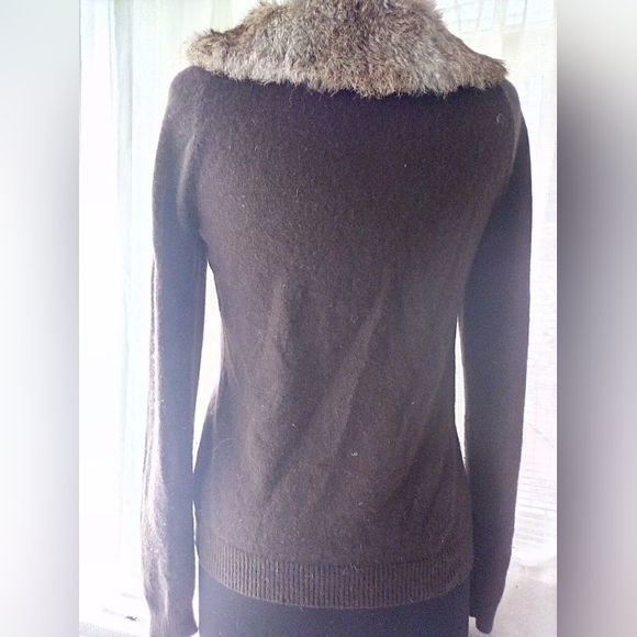 1- Pendelton  brown wool sweater with detachable fur collar in size  s  B12 - Picture 4 of 6
